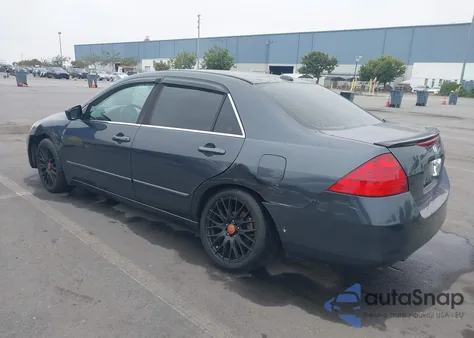2006 Honda Accord 2.4 Ex from USA, damaged, VIN 1HGCM568X6A105404